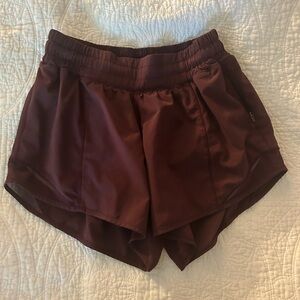 Lululemon maroon hotty hots